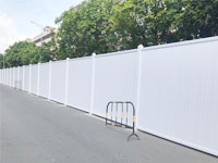 PVC圍擋與傳統的圍擋有什么不同？